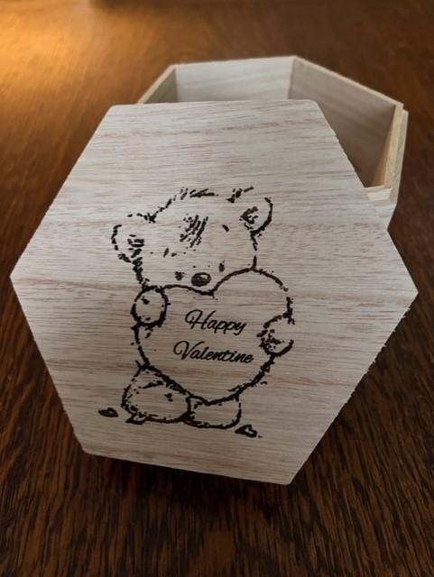 Valentijns kistje met beertje